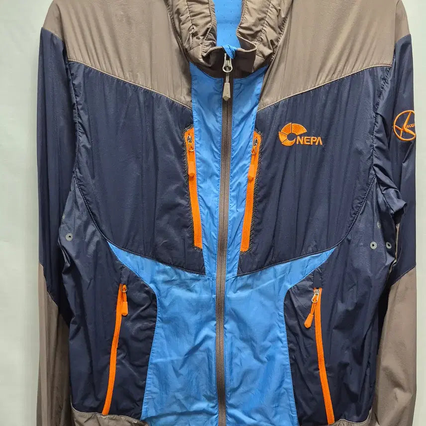 [BUNJANG] Nepa Men's Lightweight Windbreaker Jacket / 네파 남성 바람막이