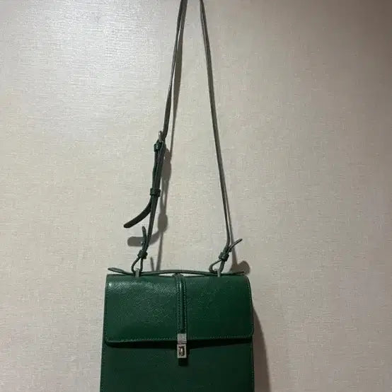 [BUNJANG] Vivienne Westwood Shoulder Bag / 비비안웨스트우드 숄더백