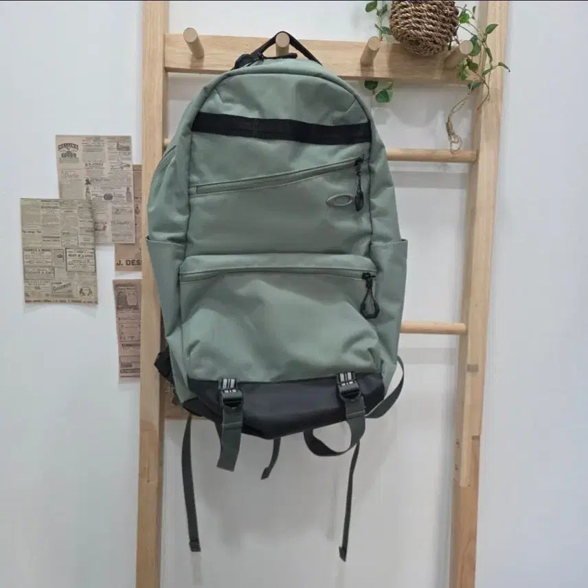 [BUNJANG] Oakley Essential WR Backpack M 7.0 / 오클리 에센셜 WR 백팩 M 7.0