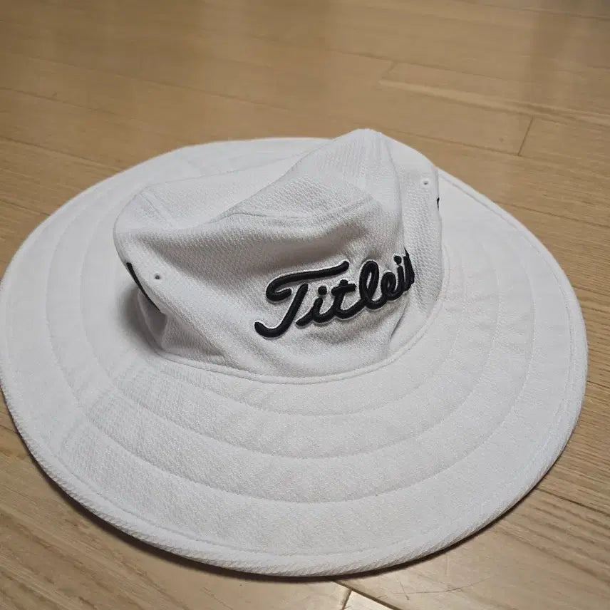 [BUNJANG] Titleist Golf Bucket Hat / 타이틀리스트 골프 버킷햇 벙거지 모자 화이트
