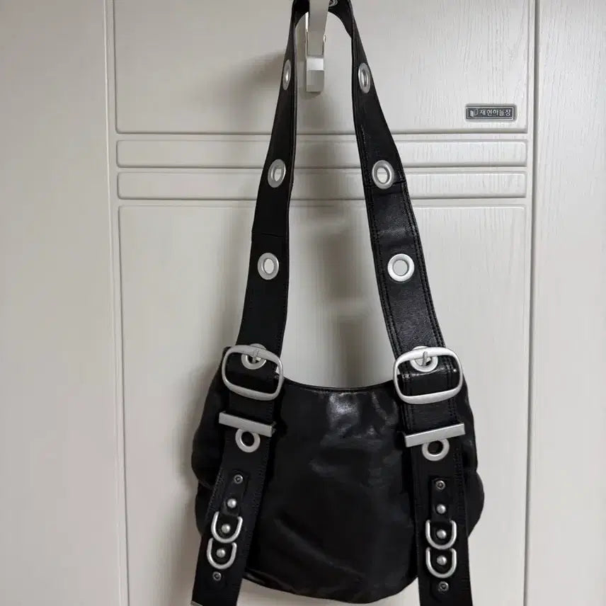 [BUNJANG] Vacant Archive Bella Mini Shoulder Bag Black / 베이컨트 아카이브 벨라 미니 숄더백 블랙