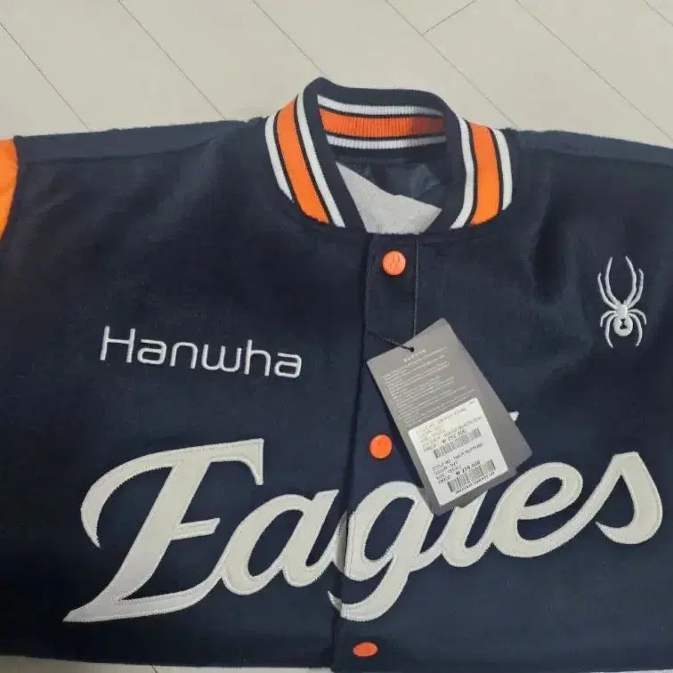 [BUNJANG] Hanwha Eagles Spider Reversible Jumper XL / 한화이글스 스파이더 점퍼 XL 사이즈 새상품