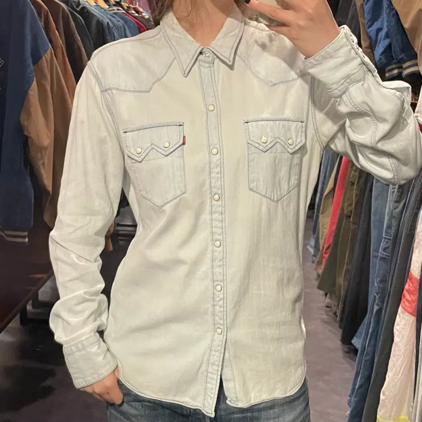 [BUNJANG] IM Levi's Denim Shirt Light Wash / [IM] 리바이스 데님 셔츠 연청