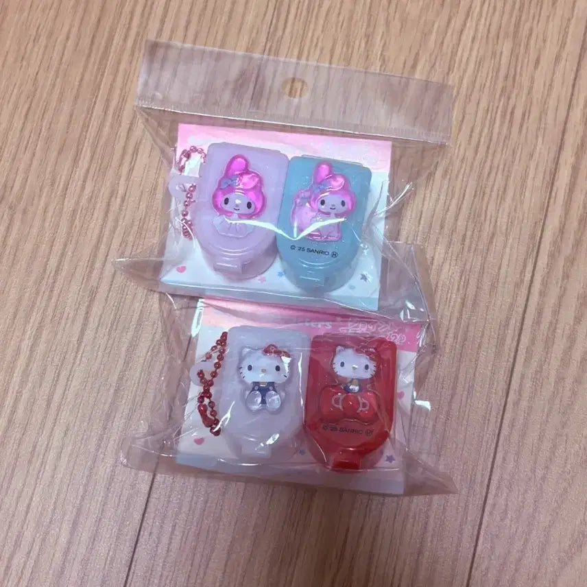 [BUNJANG] Sanrio My Melody & Hello Kitty Keychain Set / 산리오 마이멜로디 헬로키티 키링 세트