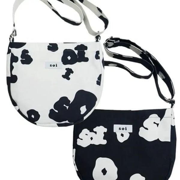 [BUNJANG] Soi Cow Pattern Crossbody Bag / soi 소이 카우 패턴 크로스백