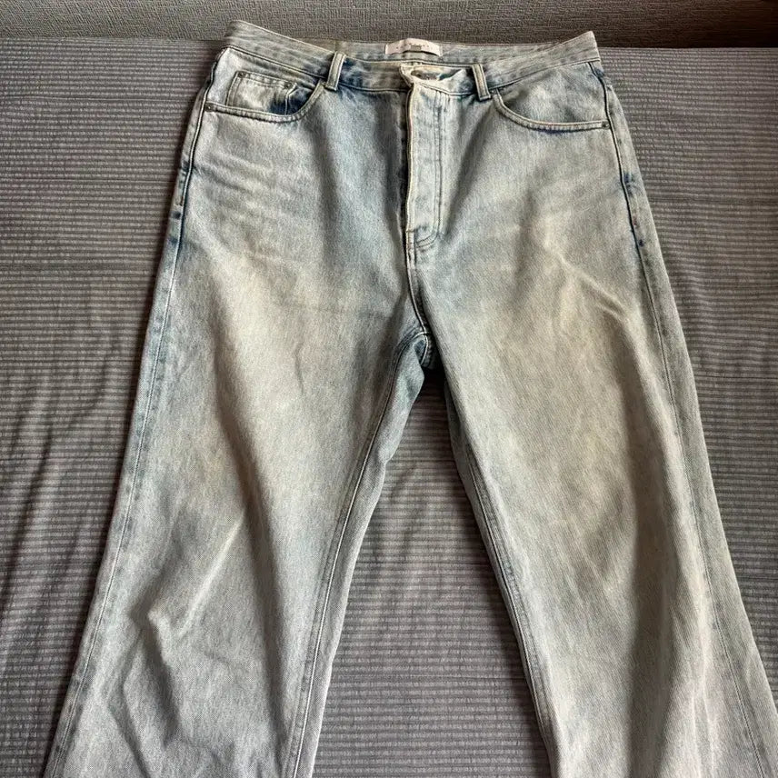 [BUNJANG] Brownyard 21FW Regular Denim (Light Blue) / [2] 브라운야드 21FW 레귤러 데님 (라이트블루)