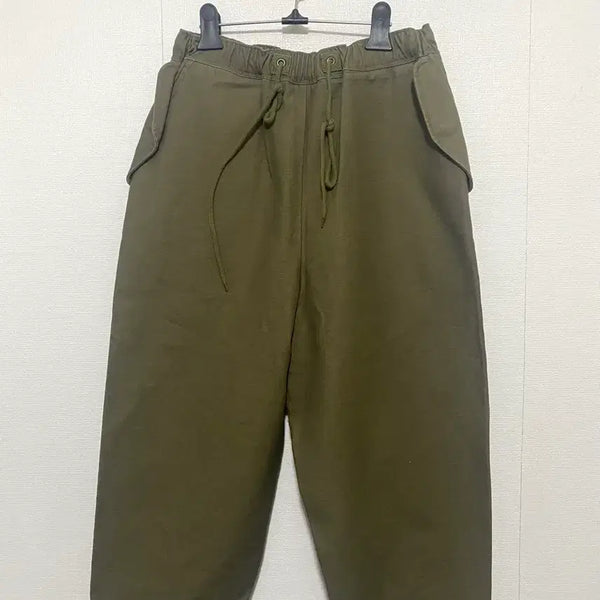 [BUNJANG] Studio Tomboy Curved Cargo Pants / 스튜디오톰보이 커브드 카고 팬츠