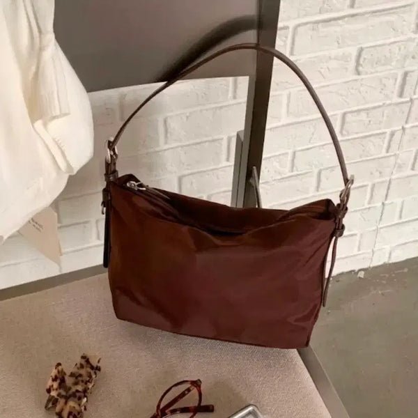 [BUNJANG] Samantha Hobo Shoulder Bag / [새상품/1+1할인] 가볍고 수납력 좋은 사만다 호보 숄더백