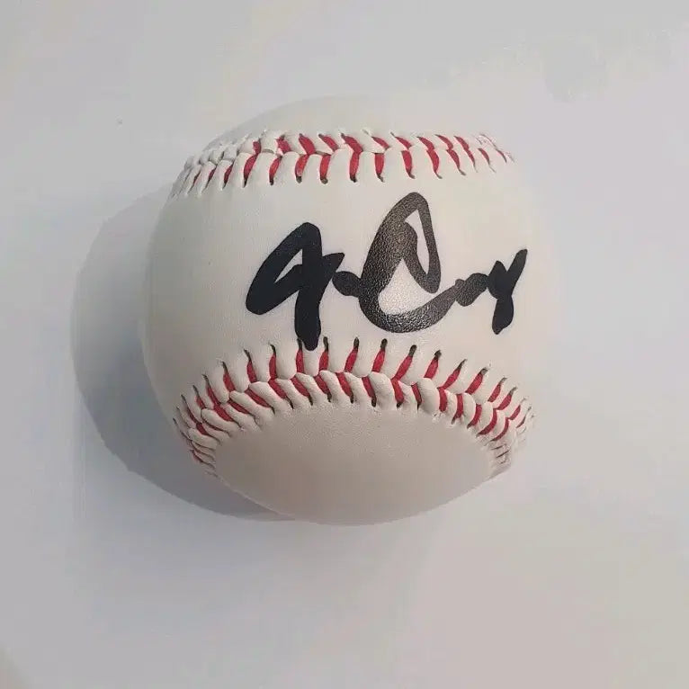 [BUNJANG] Doosan Bears Jake Cave Signed Baseball / 두산베어스 2025년 외인타자 제이크 케이브 선수님 싸인볼 친필 싸인 야구공 두산 베어스 mlb