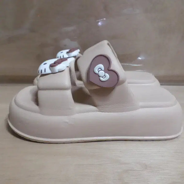 [BUNJANG] Hello Kitty Slippers / 후루룩구제2 230 헬로키티 슬리퍼 신발 260918