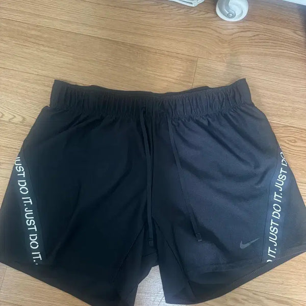 [BUNJANG] Nike Women's Shorts / 나이키 반바지