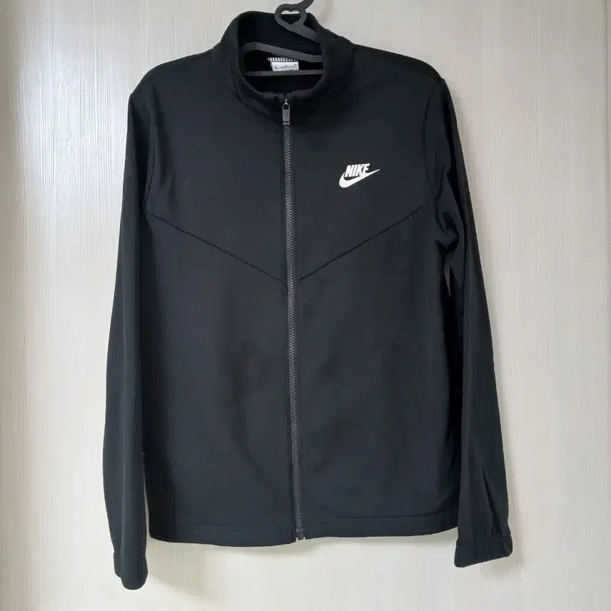 [BUNJANG] Nike Logo Track Jacket Black / 나이키 로고 트랙 자켓 블랙