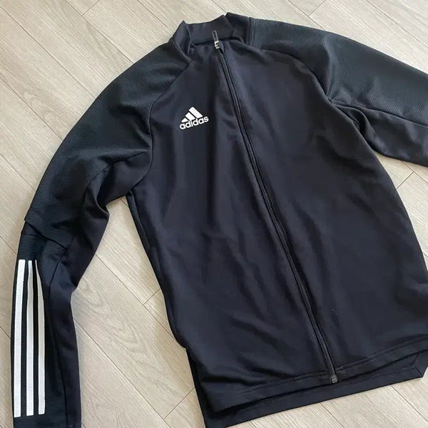 [BUNJANG] Adidas Training Full Zip Jacket Black Women's Size 95 / 아디다스 트레이닝 집업 자켓 블랙 여성복 95