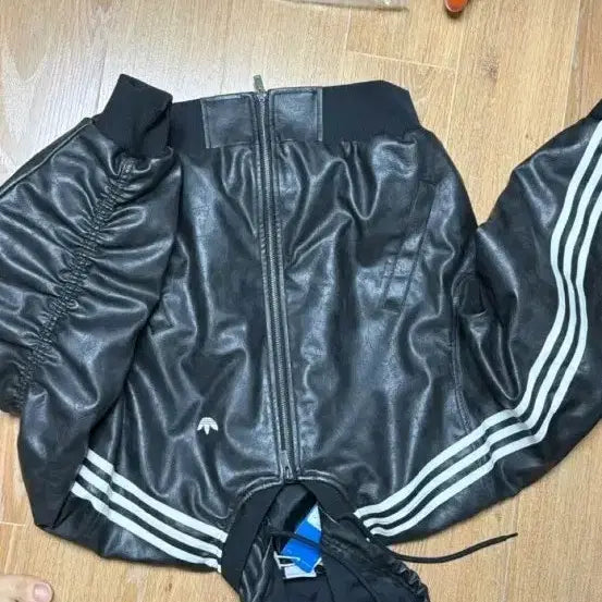 [BUNJANG] Adidas Leather Track Top Black / 아디다스 아딜레늄 시즌3 레더 트랙탑 블랙