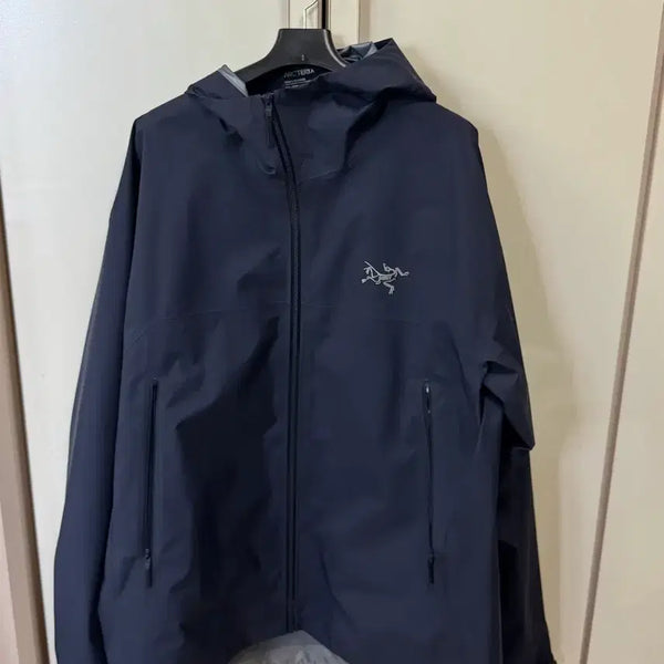 [BUNJANG] Arc'teryx Beta AR Jacket Black Sapphire XL / 아크테릭스 베타 AR 자켓 블랙 사파이어 XL사이즈
