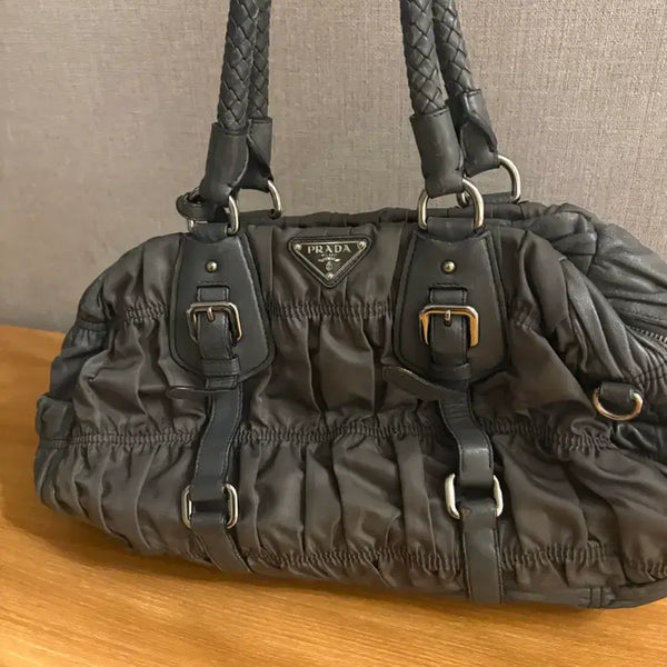 [BUNJANG] Prada Tessuto Gaufre Nylon Shoulder Bag / Prada Tessuto Gaufre Nylon Bag