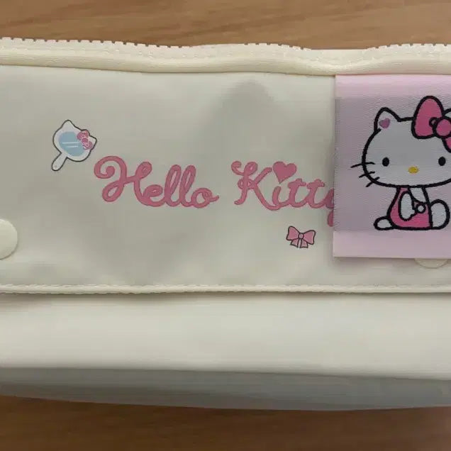 [BUNJANG] Hello Kitty Sealed Pouch / (미개봉) 헬로키티 파우치