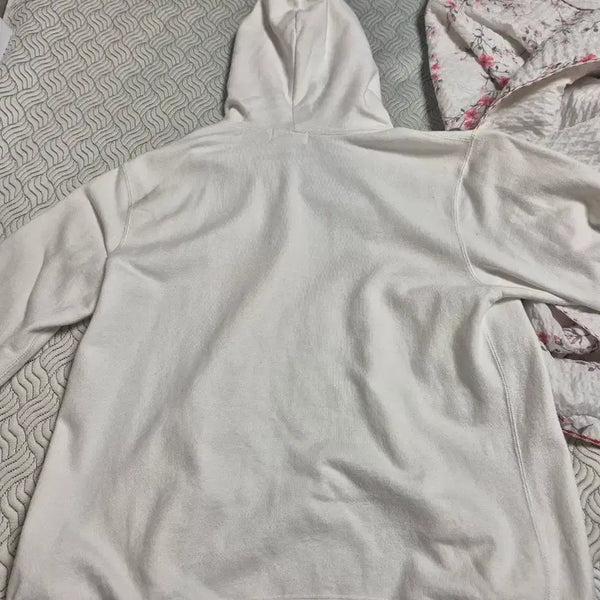 [BUNJANG] BAPE White Hooded Zip-Up / 베이프 화이트 후드집업