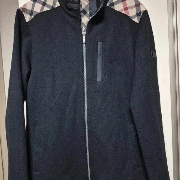 [BUNJANG] Daks Genuine Black Zip-Up Size 100 / 닥스 정품 블랙 집업 100사이즈 판매합니다
