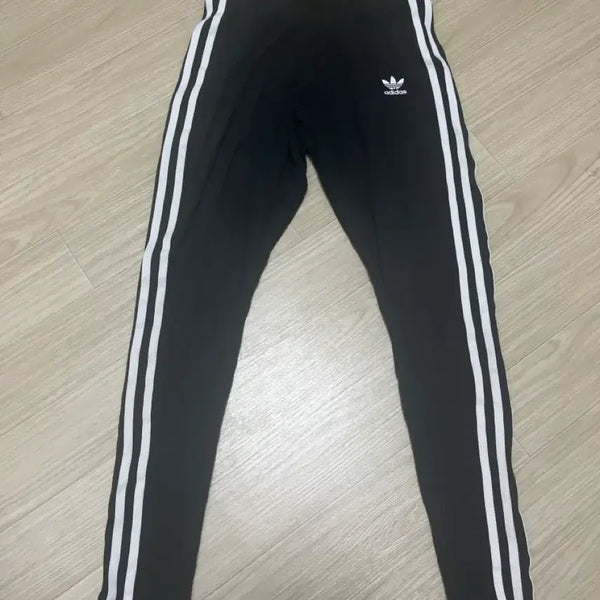 [BUNJANG] Adidas Leggings / 아디다스레깅스