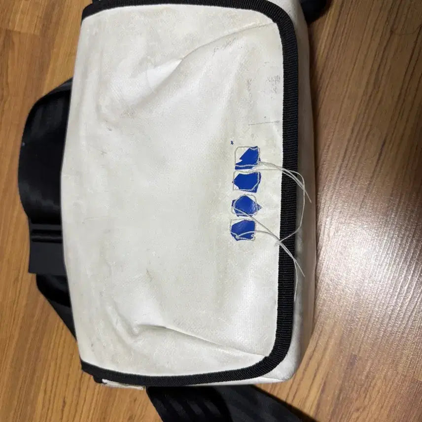 [BUNJANG] Ader Error Trace Admore Crossbody Bag / 아더에러 트레이스 애드모어 크로스백