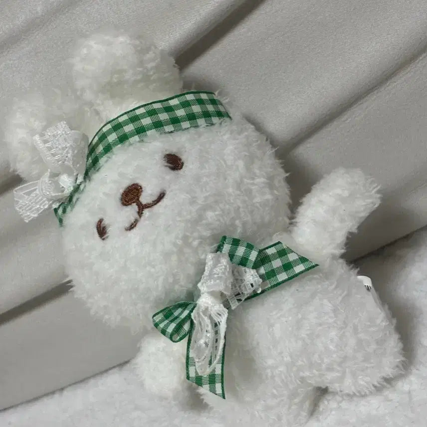 [BUNJANG] White Bear Doll Keychain with Green Check Ribbon / 하얀색 곰돌이 인형 초록 체크 키링