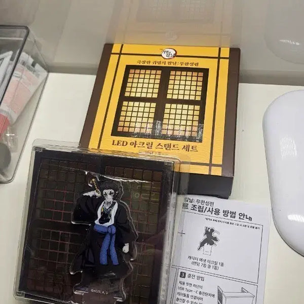 [BUNJANG] Demon Slayer LED Acrylic Stand (Infinity Castle Arc) / 귀멸의 칼날 LED 아크릴 (무배)