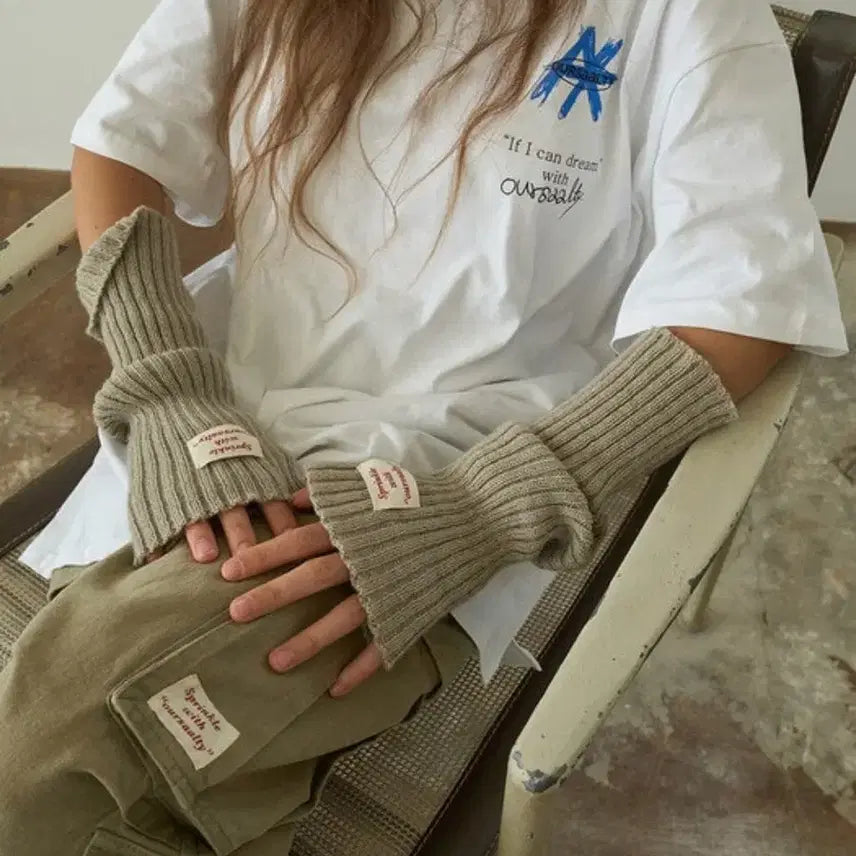 [BUNJANG] Our Solty Boxy T-Shirt / 아우어솔티 박시 반팔티