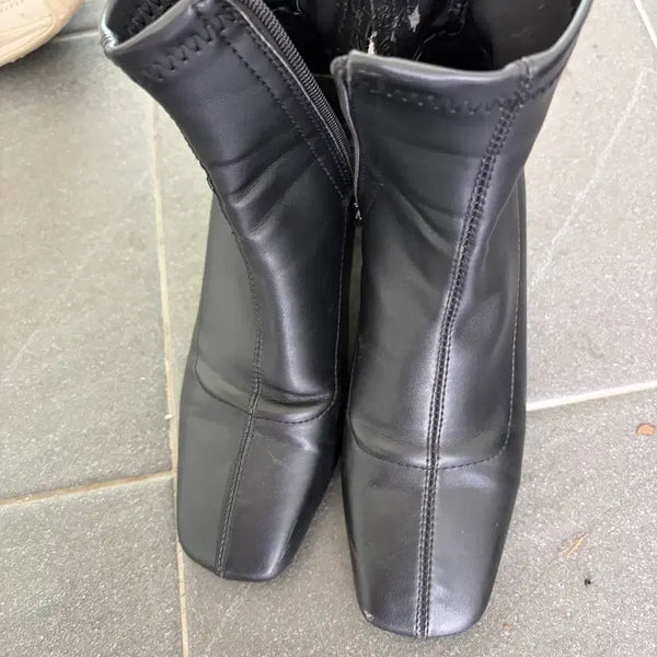 [BUNJANG] Black Square Toe Ankle Boots / 블랙 스퀘어 토 앵클 부츠