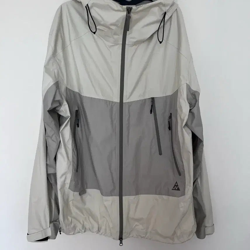 [BUNJANG] New Balance Windbreaker Jacket / 뉴발란스 바람막이