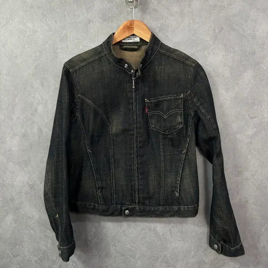 [BUNJANG] Levi's Engineer Denim Jacket Women's Size 95 / 리바이스 엔지니어 데님 자켓 여성 95사이즈