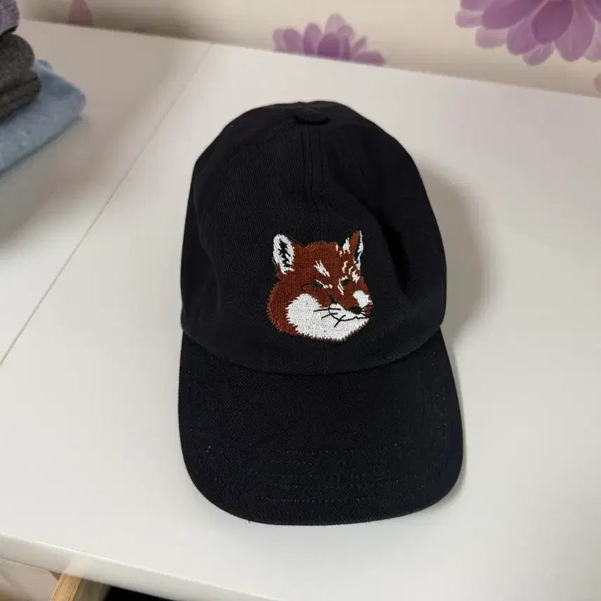 [BUNJANG] Maison Kitsuné Navy Fox Embroidery Cap / 메종키츠네 모자 네이비