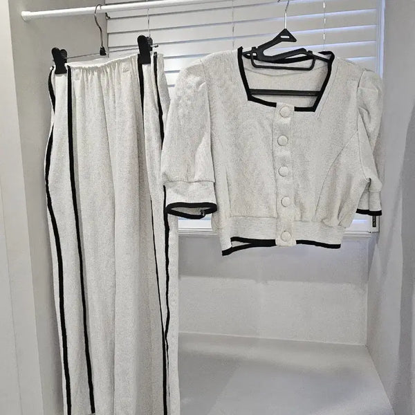 [BUNJANG] Women's Casual Two-Piece Training Set - New Arrival / 꾸안꾸 트레이닝투피스셋업 보관새상품 프리사이즈