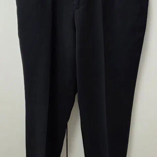 [BUNJANG] Musinsa Semi-Wide Slacks - Size 33 / 무신사 세미와이드 봄가을용 슬랙스 33사이즈 텍스쳐가있음 판매