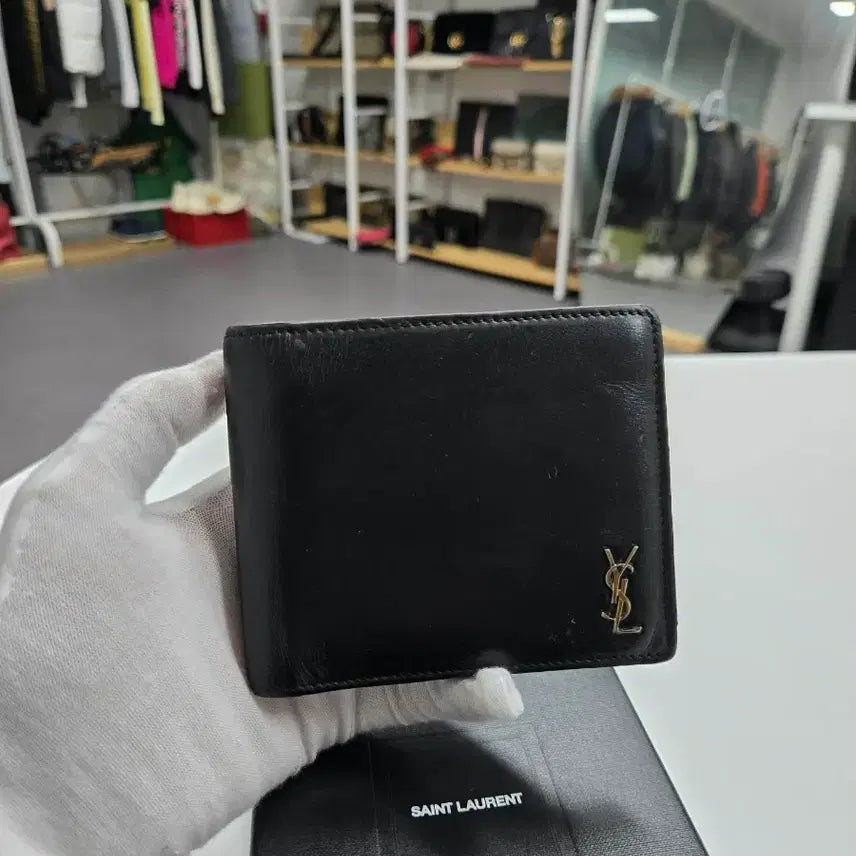 [BUNJANG] Authentic Yves Saint Laurent Logo Bifold Wallet / [정품] 입생로랑 로고 반지갑
