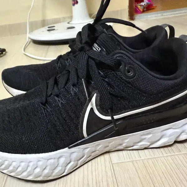 [BUNJANG] Nike React Infinity Run Flyknit 2 Black Running Shoes 265 / 나이키 리액트 인피니티 런 플라이니트 2 블랙 265