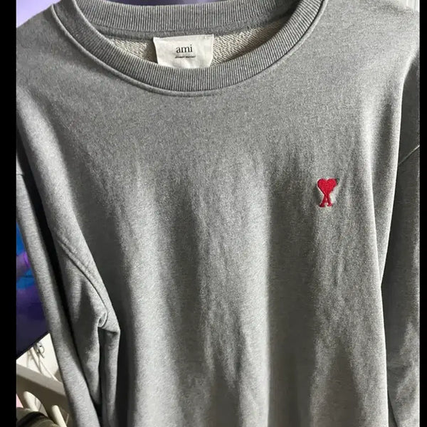 [BUNJANG] AMI Heart Logo Sweatshirt Grey / 아미 하트 로고 맨투맨 그레이