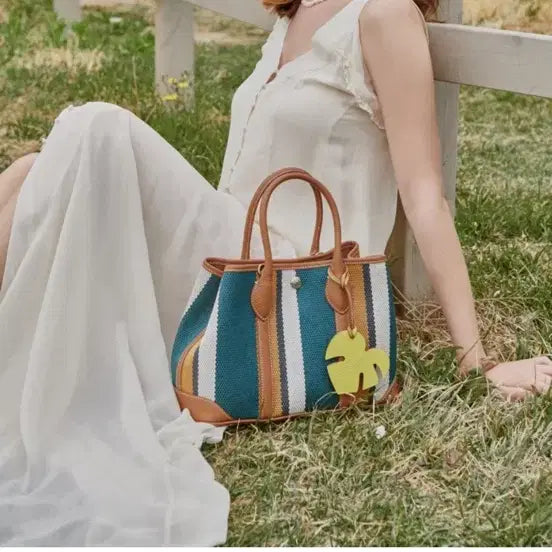 [BUNJANG] Geiger Garden Tote Bag / 가이거 토트백
