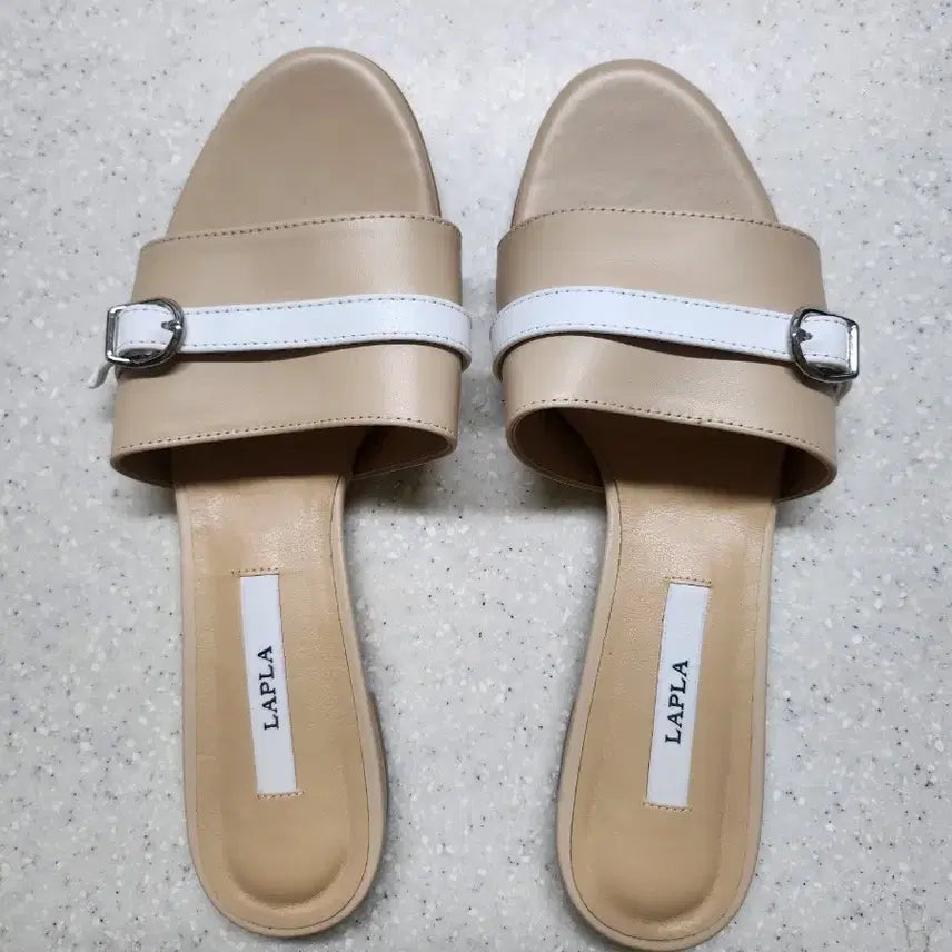 [BUNJANG] Lapla Handmade Buckle Slippers (235) / 라플라 수제화 버클 슬리퍼(235)