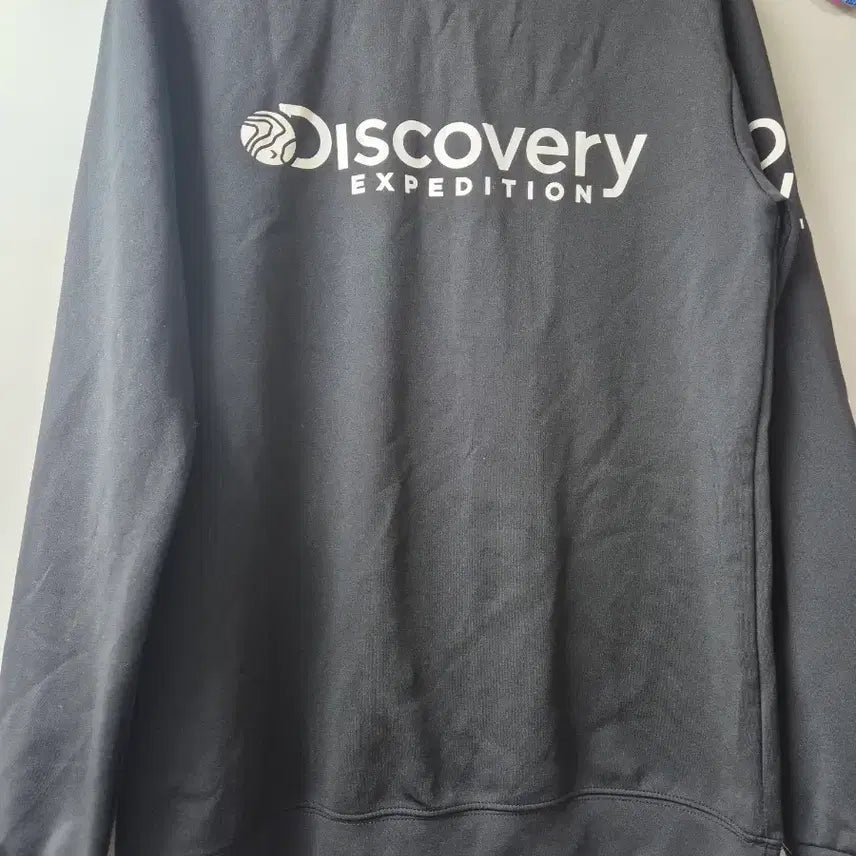 [BUNJANG] Discovery Expedition Black Sweatshirt / 디스커버리 익스페디션 맨투맨 검정