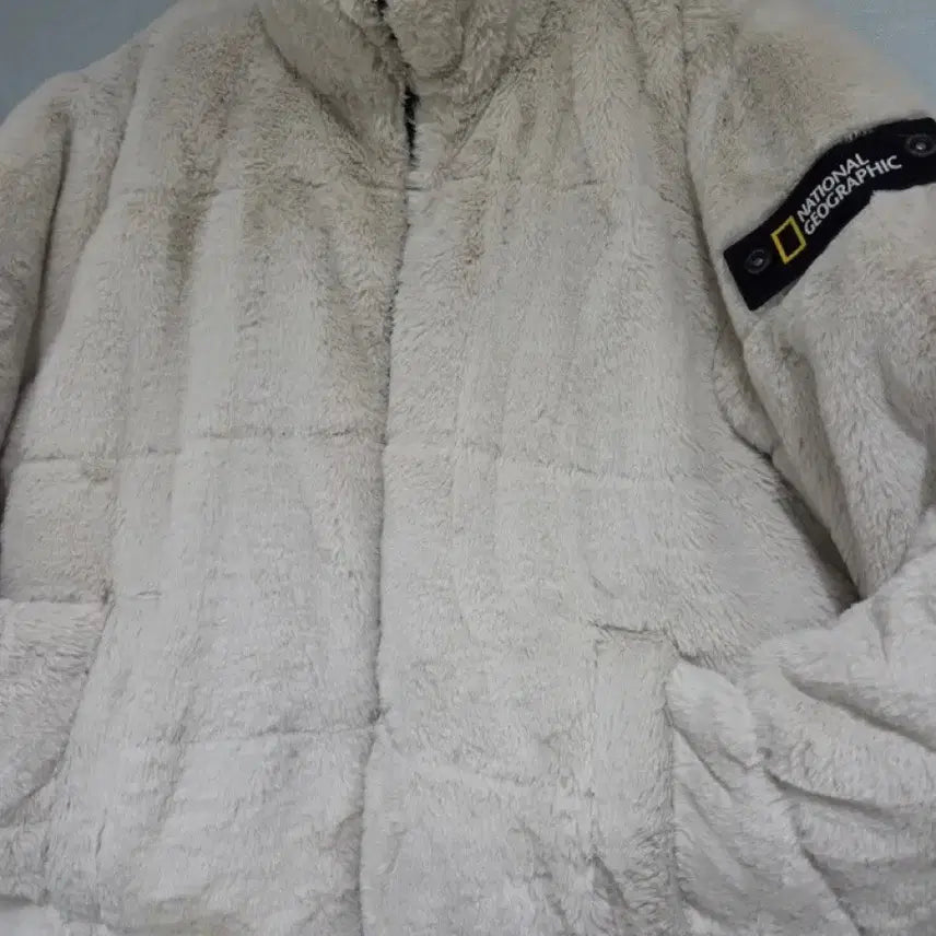 [BUNJANG] National Geographic Reversible Padded Jacket / 내셔널지오그래픽 리버시블 패딩