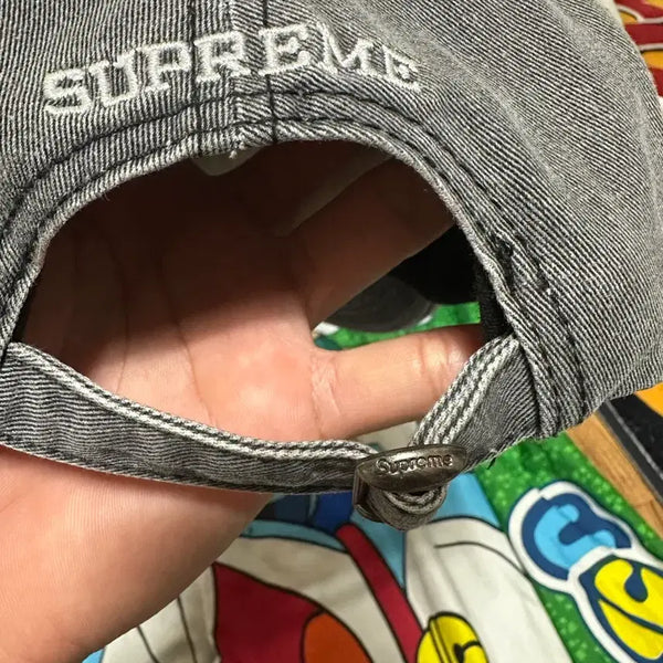 [BUNJANG] Supreme Grey Snapback Hat / 슈프림 그레이 모자