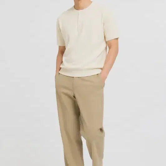 [BUNJANG] Mentor Cream Color Button Knit / 남F/멘토 크림 컬러 버튼 니트