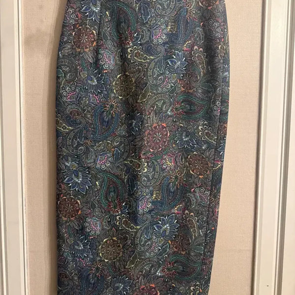 [BUNJANG] Classically Paisley Pattern H-Line Skirt / CLASSICALLY 페이즐리 패턴 H라인 스커트