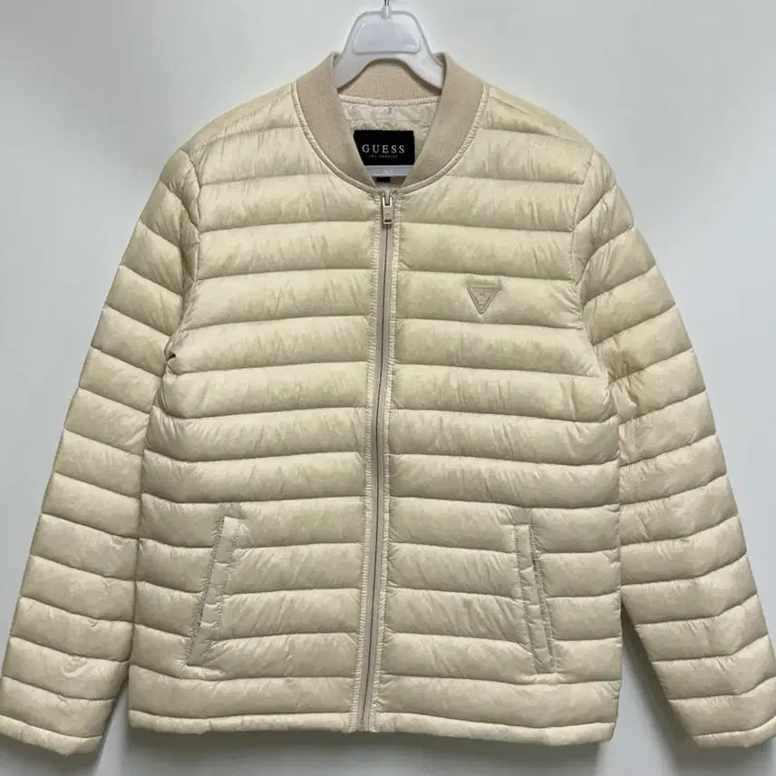[BUNJANG] GUESS Women's Lightweight Down Puffer Jacket Cream / [여자-80]GUESS 게스 우먼 경량 다운점퍼