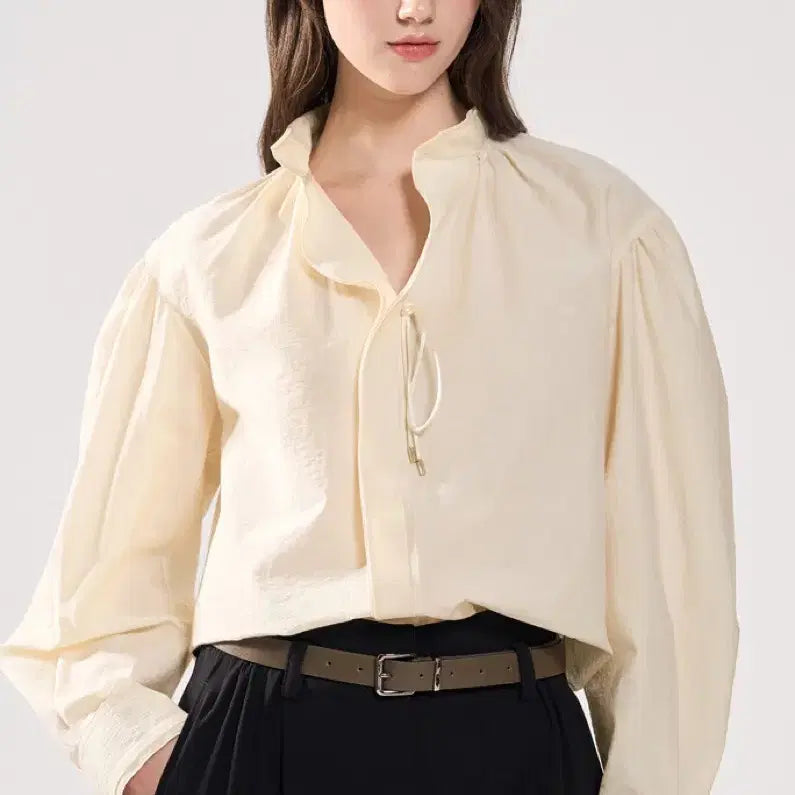 [BUNJANG] Ozequence 25FW Crinkle Blouse / 25FW 오즈세컨 크링클 블라우스 55