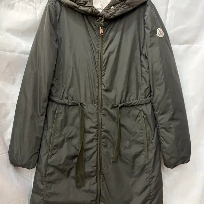 [BUNJANG] Moncler Women's Khaki Down Jacket Size 55 / 정품) 몽클레어 여성 패딩 카키 0/55사이즈