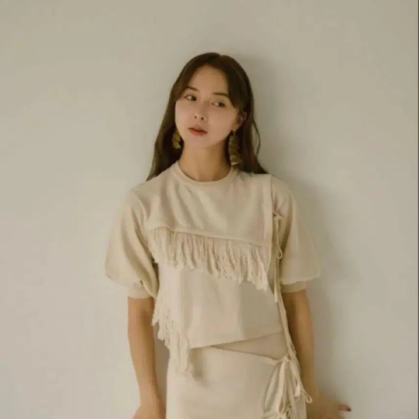 [BUNJANG] Eaphi Fringe Layered Top - Ivory / 일본 일브 Eaphi 프린지 레이어드 탑 아이보리