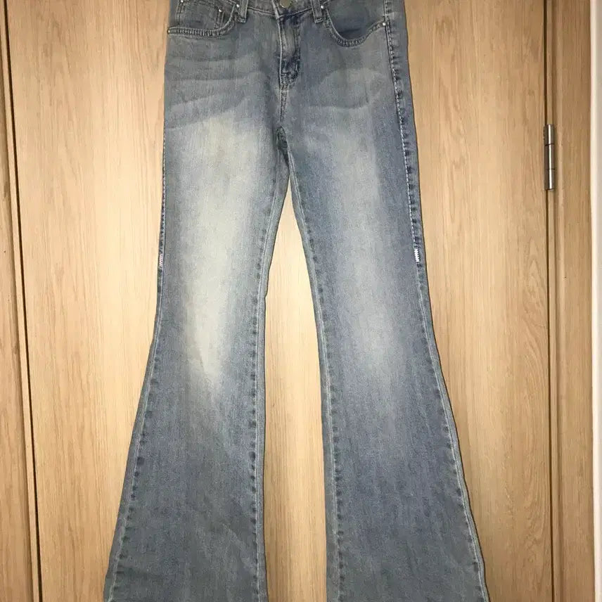 [BUNJANG] Dope Pink Stitch Light Wash Bootcut Jeans / 도프 Pink stitch 연청 부츠컷팬츠