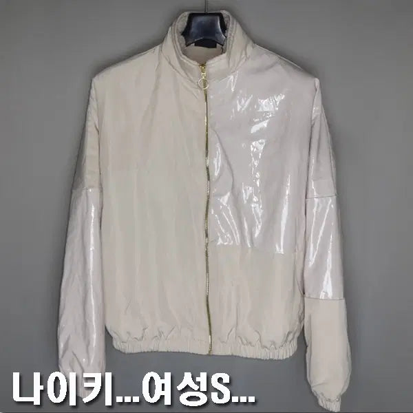 [BUNJANG] Nike Women's Lightweight Padded Jacket (Size 85-90) / 나이키/여성85-90/아이콘크래시신세틱필경량패딩자켓점퍼/3004/달순구제187